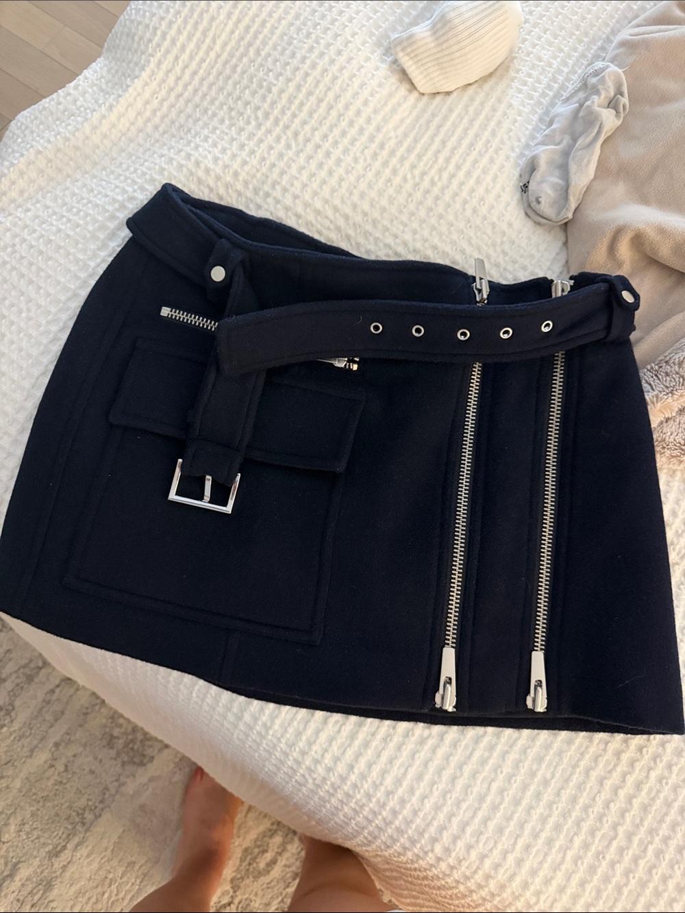 A.L.C Christian Skirt in Navy - Picture 8 of 12